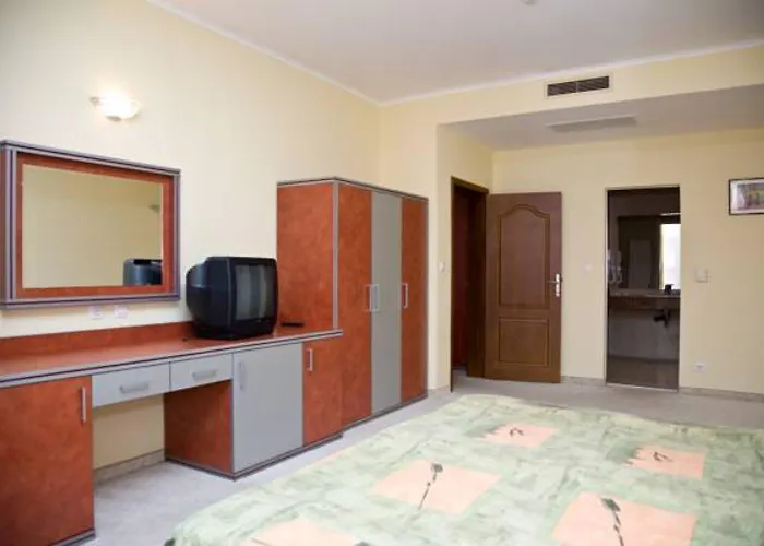 Hrizantema Hotel Sunny Beach