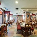 Hrizantema فندق 4*