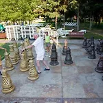 Hrizantema فندق