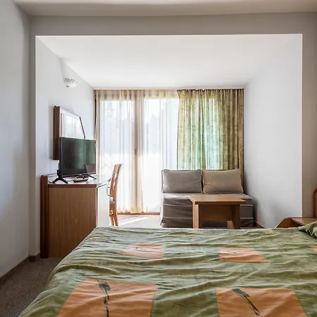 Hotel Hrizantema
