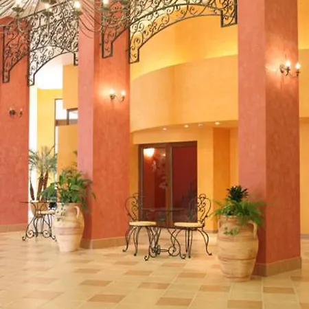 Hrizantema Otel Sunny Beach