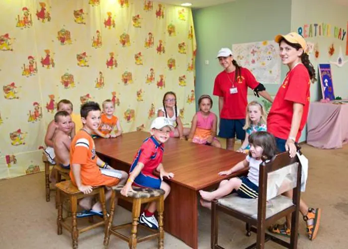 Hrizantema 酒店 4*